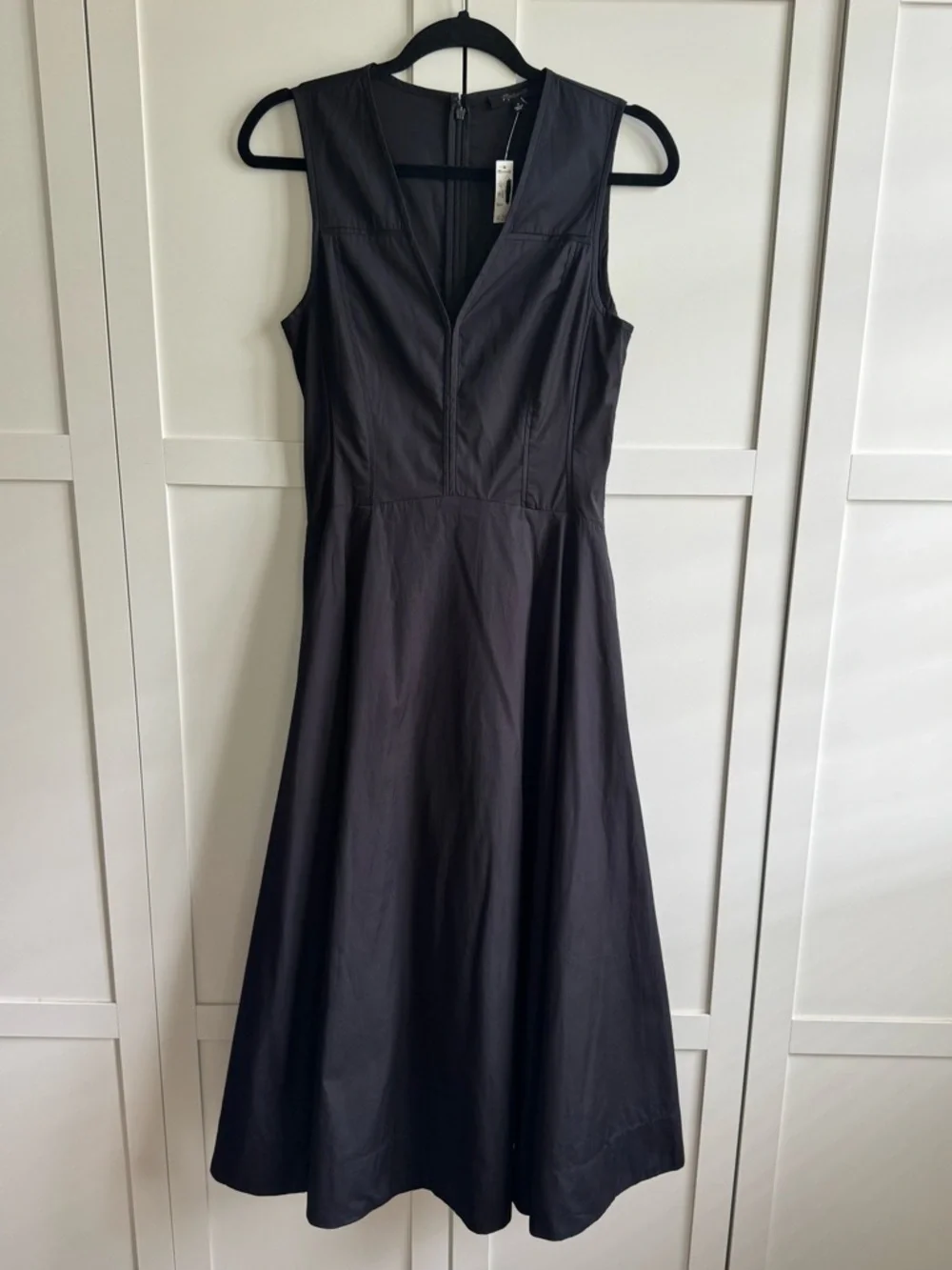 Madewell Sleeveless V-Neck Circle Midi Dress Size 0 Jet Black - Picture 6 of 10